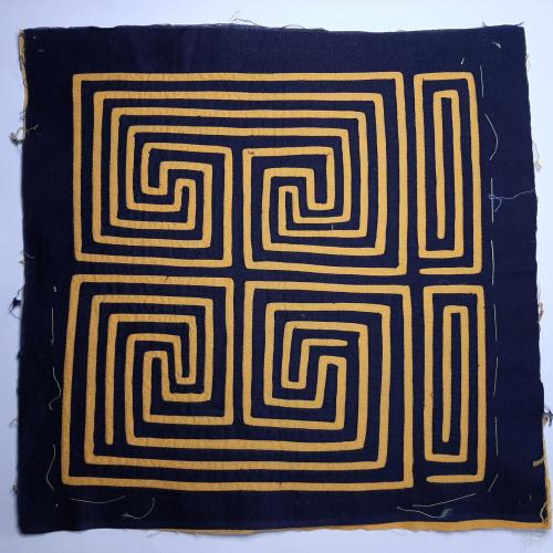 Mola 24 - Motifs géométriques