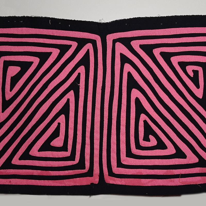 Mola 32 - Motifs géométriques